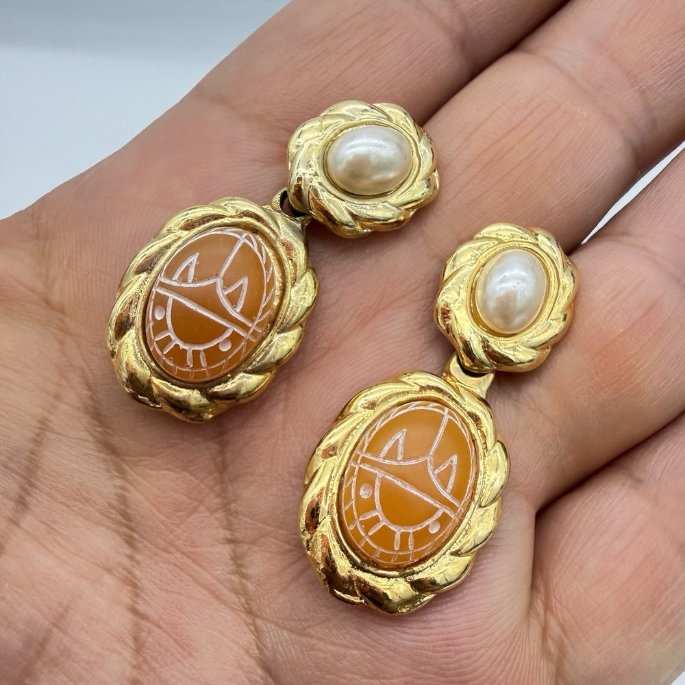 Scarab Dangle Earrings Womens Gold Tone Good Faux Pearl Orange Oval Pierced